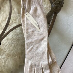 NWT. White + Warren Long Cashmere Gloves
